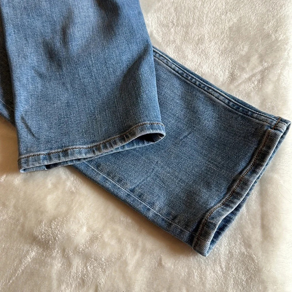 M.I.H. Mid Rise Skinny Boyfriend Tomboy Light Blue Wash Jeans, 31 - Picture 9 of 13